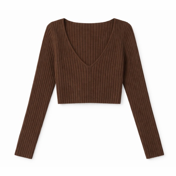 Sweaters - vneck reversible crop sweater